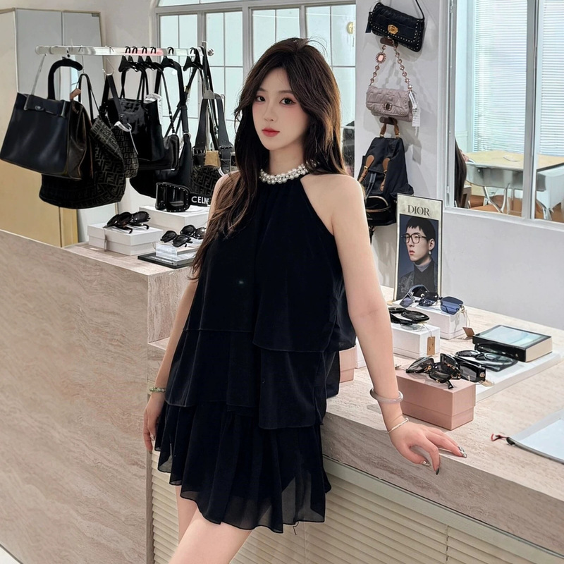 Pearl Halter Neck Dress Set for Women, Summer Light Luxury Socialite Birthday Dress, Elegant Two-Piece Little Black Dress Pearl Halter Neck Dress Set for Women, Summer Light Luxury Socialite Birthday Dress, Elegant Two-Piece Little Black Dress