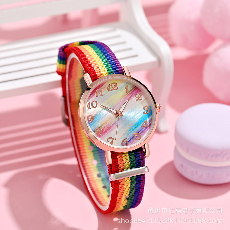 Nuevo colorido arco iris reloj de pulsera estudiantes pequeños exámenes frescos estudiantes de secundaria secundaria amigos niños relojes de cuarzo