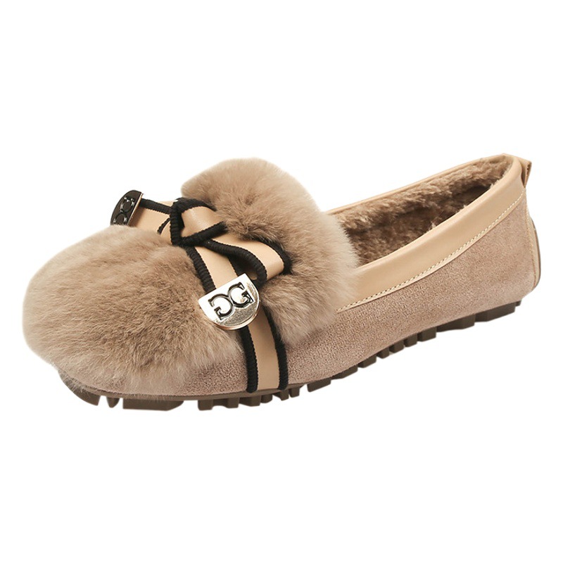 Zapatos de felpa de las mujeres Otoño e Invierno 2023 nuevos zapatos de guisantes forrados de lana plana bombas de algodón de piel de conejo desgaste exterior más el tamaño 41-43 invierno