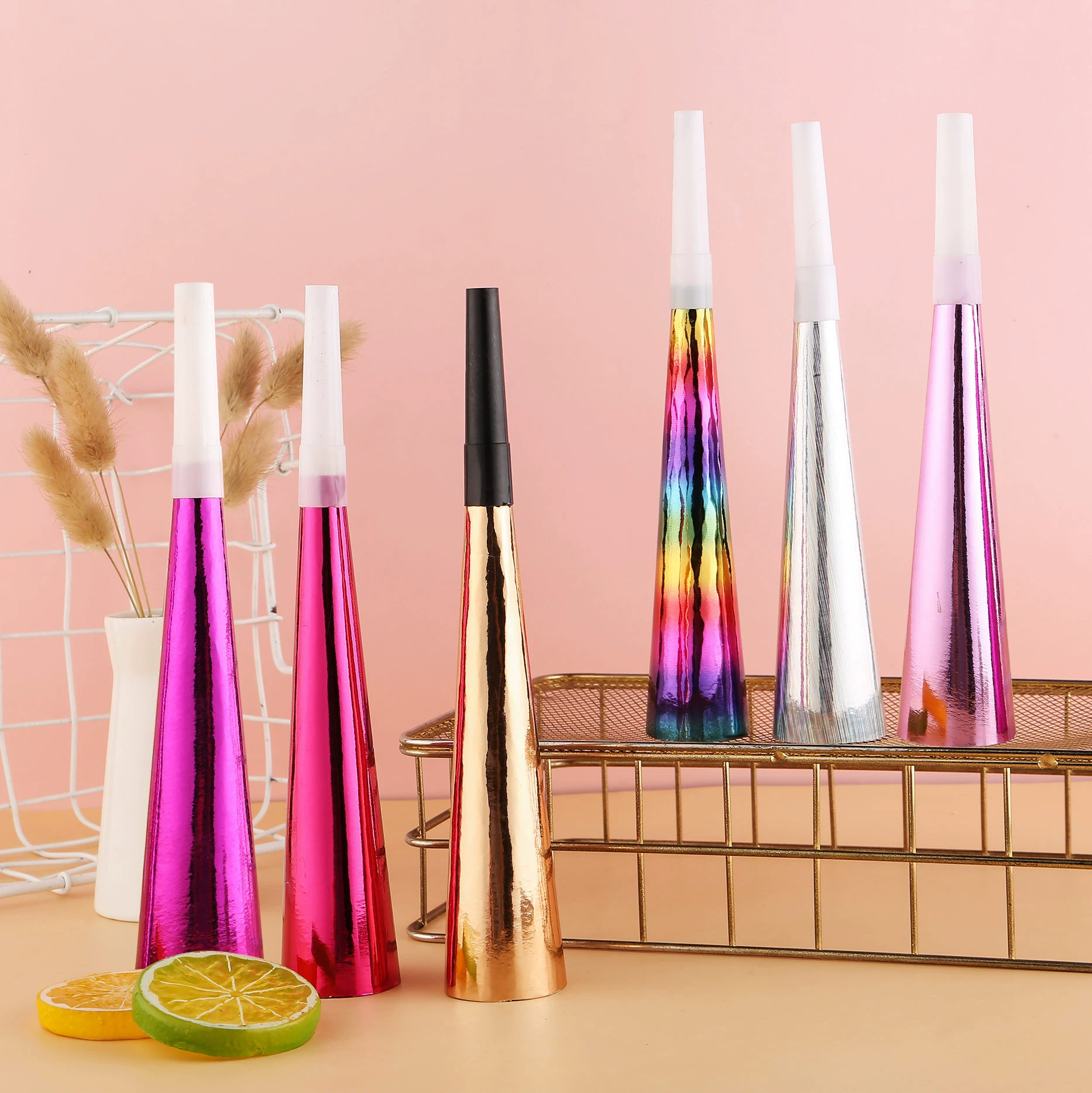 Лазерный бумажный Рог Детский день рождения Реквизит для наслаждения Празднование вечеринки Выпускной карнавал Атмосфера поставки