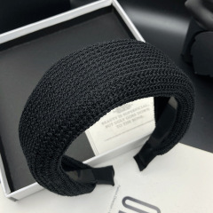 新しいファッションのレトロなニットの毛糸のカチューシャ
