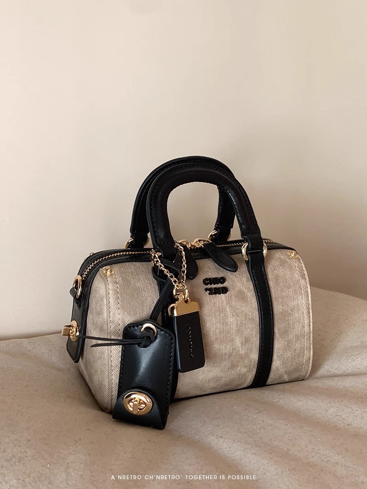 南風Chio2nd半熟モカ枕バッグ女性式2024新型手提げバッグシングルショルダーバッグ