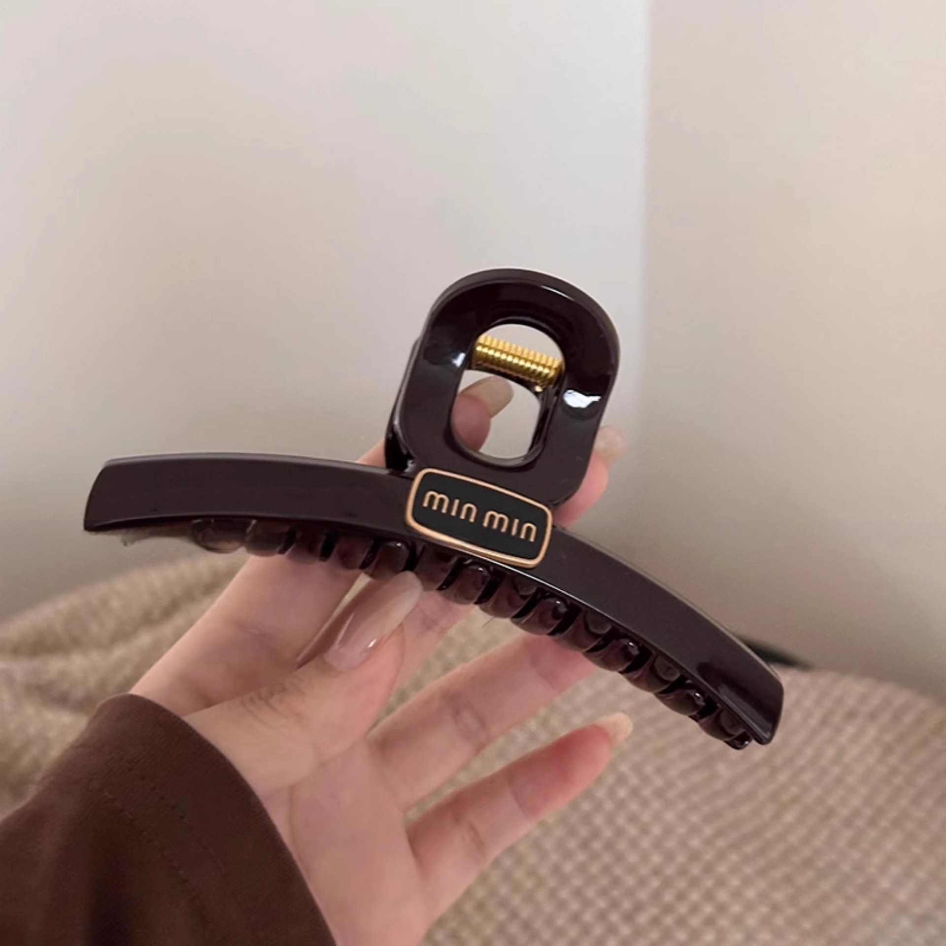 O1CN010TukLs1GlhaMNpoWw_!!2588