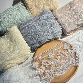 现货涤光网纱刺绣花边 蕾丝英文网纱绣花 外贸婚纱服装花边辅料