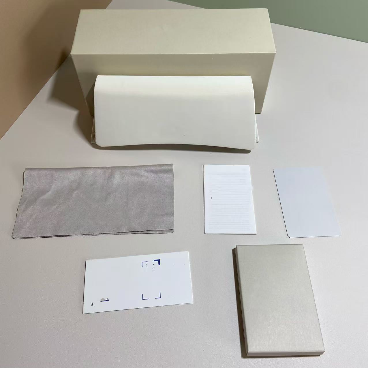 Mayorista de marca de alta calidad Xiaoxiang caja de gafas de sol conjunto completo de moda caja de embalaje de gafas de sol alta calidad