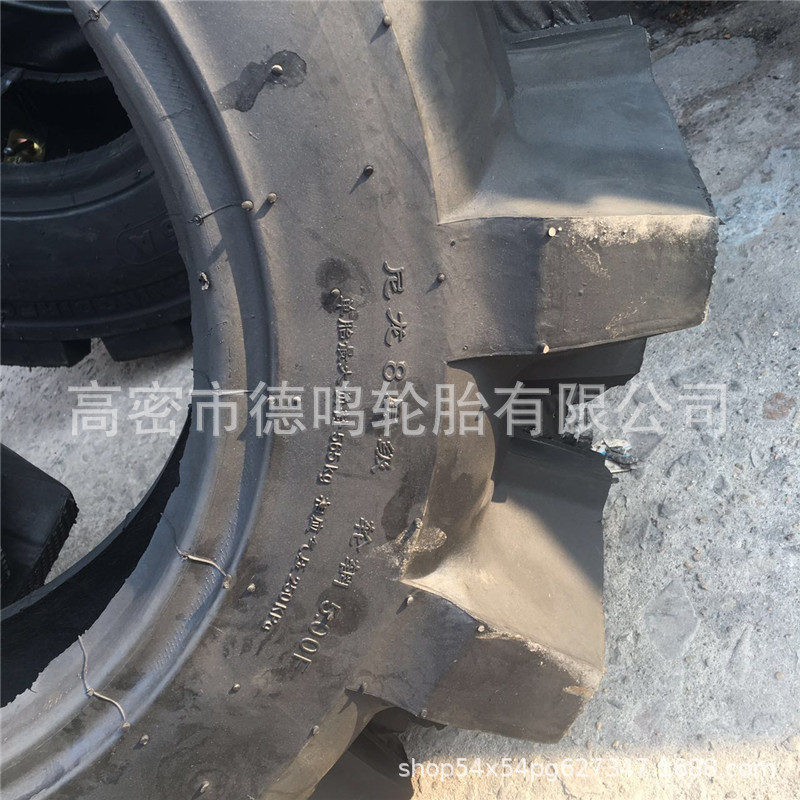 Suministro de campo de arroz agrícola de alta flor neumático 650/750-16 tractor neumático 8,3/9.5-20/24