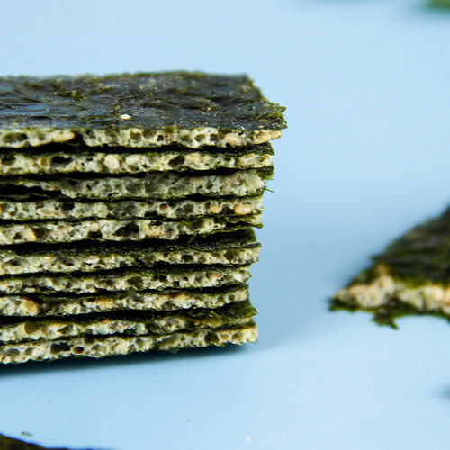 Moqi Bear Sesame Filled Nori Crisps 40g Canned Nori Crisps for Baby Food Children Snacks Wholesale