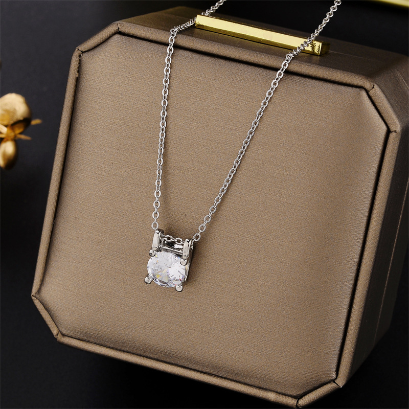 1 Piece Simple Style Square Titanium Steel Plating Zircon Necklace_colorza_3