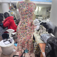 2024跨境印花无袖半圆领设计露背收腰显瘦气质连衣裙派对礼服裙