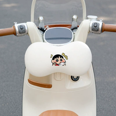 Elektromobil üçün bamper qoruyucu yastıqlar seat head protector, cute cartoon - big-headed-shin-chan