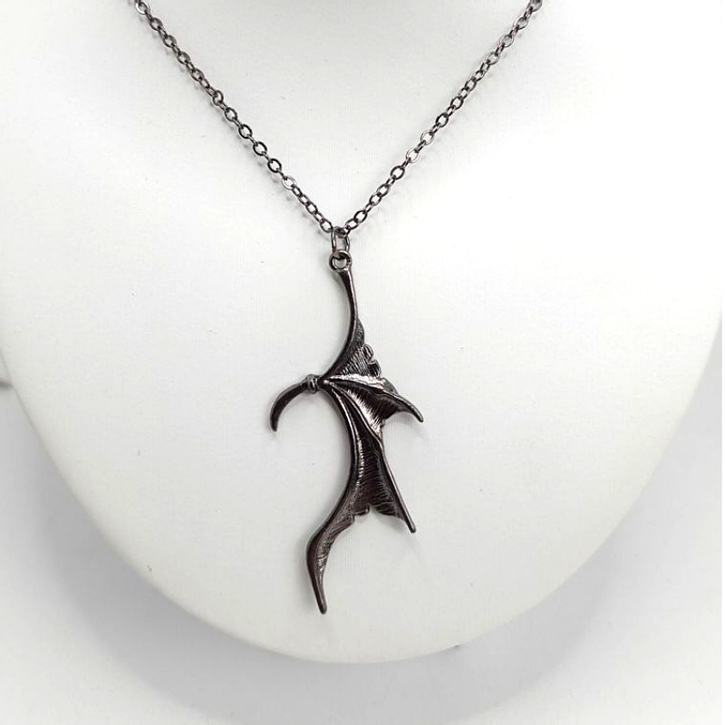 Heart Shape, Bat Pattern Couple Gender INS Style Cool Style Heart Shape Bat Alloy Cable Chain Pendant Necklaces Halloween Wholesale