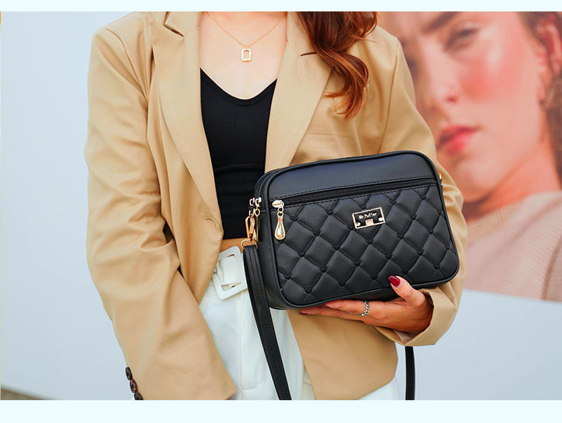 Crossbody Bag Image 6
