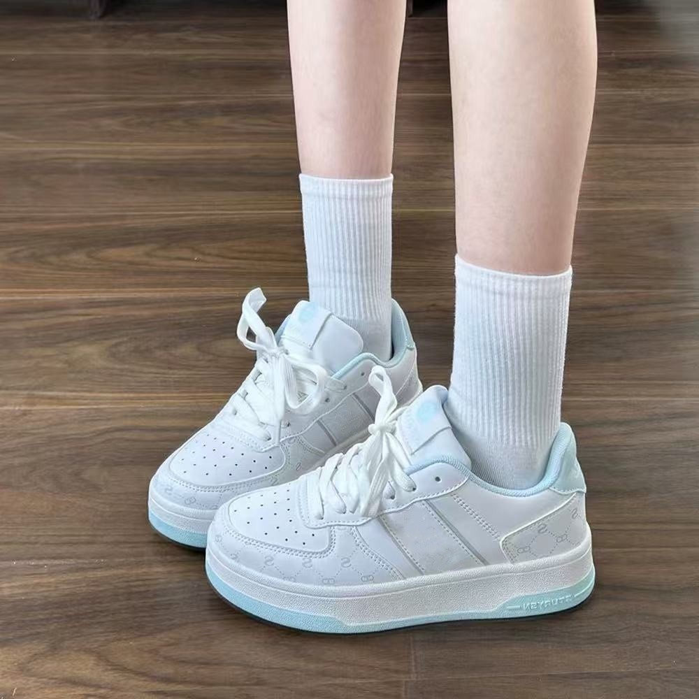 Nicho coreano zapatos de skate azul hielo grueso para mujeres INS2025 primavera nuevos zapatos deportivos casuales blancos