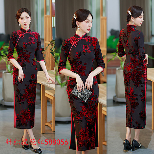 Green wine flowers velvet chinese dress qipao Old Shanghai national wind restoring ancient ways elderly ladies seven long sleeve cheongsam banquet cheongsam