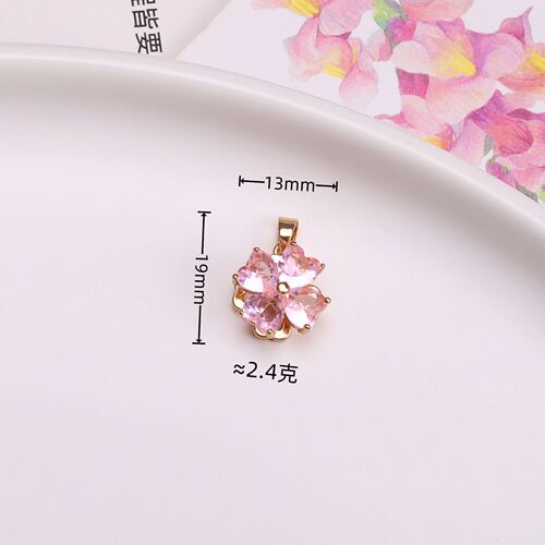 Rotating four-leaf clover necklace for women, copper inlaid with zircon, Korean version of the fortune pendant bracelet, pendant necklace, jewelry accessories