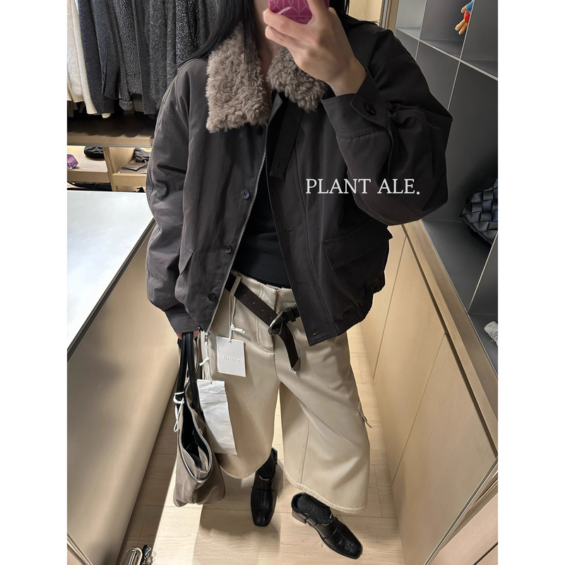 Apricot-Colored Fur Collar Jacket Cotton Coat for Women, 2026 Winter Short Style for Petite Figures, Korean Retro Parka Cotton Outerwear Apricot-Colored Fur Collar Jacket Cotton Coat for Women, 2026 Winter Short Style for Petite Figures, Korean Retro Parka Cotton Outerwear