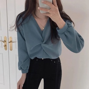 Spring and Autumn Korean Style New All-match Design Sense V-neck Long Sleeve Elegant All-match Small Heart Machine Shirt Top for Women