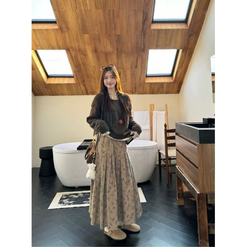 Ретро ленивый ветер свободный свитер кружевная нижняя рубашка 2024 женская осенняя и зимняя цветочная юбка элегантный ветреный костюм