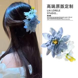 ����ʽ�Շ��з�ɫ���滨��l�AŮ���ɚ��|�ق�߅�A����һ�֊A�l�