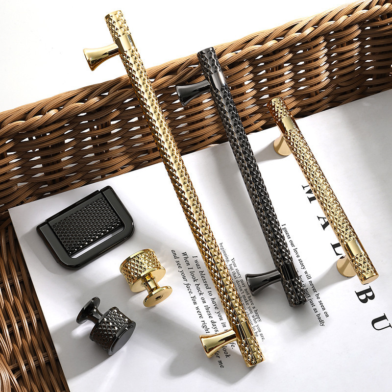 Modern light luxury golden wardrobe door solid handle Nordic single hole drawer cabinet zinc alloy furniture door handle