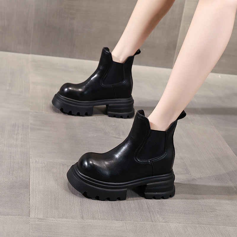 Boot nữ Chelsea cổ ngắn kiểu Anh đế dày tăng chiều cao — đen