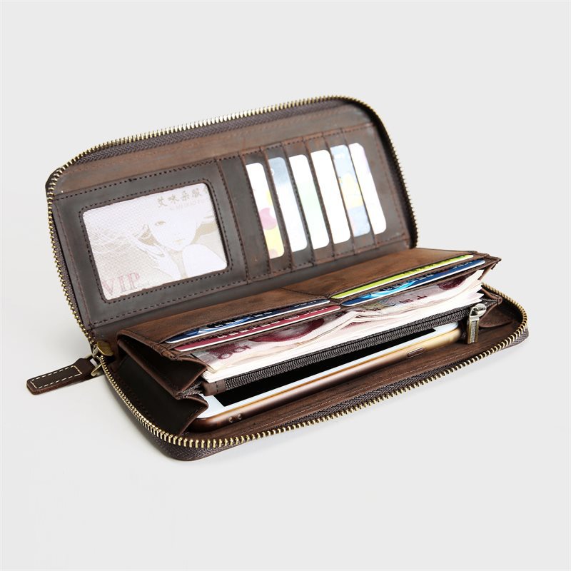 Retro leather long capacious wallet