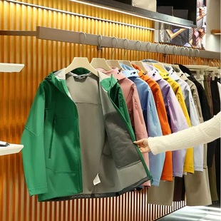 �¿�2025�紺�¿���Ůͬ�������L��ˮ͸��A��ܛ���\�����e����