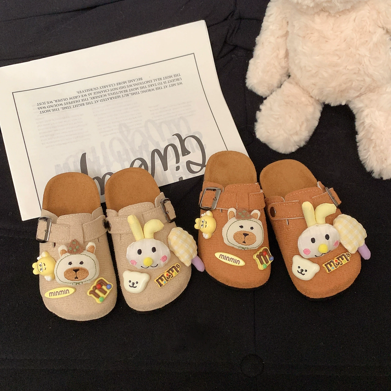 Детское молоко Милое мороженое Кролик Баотоу Bucken Shoes 2025 дикий ленивый один педаль полуудобная бобовая обувь