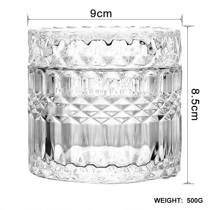 En stock suministro de embalaje independiente de vidrio transparente candelabro tarro de caramelo en relieve patrón cubierta de vidrio taza de vela