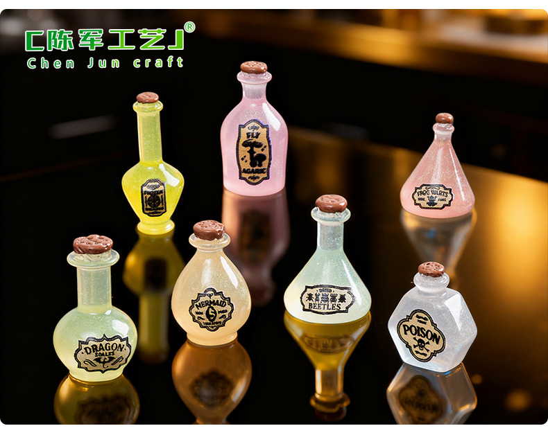 Cross-border New Product Glow-in-the-Dark Magic Potion Bottle Mini Desktop Ornament Dollhouse DIY Decoration Resin Accessories