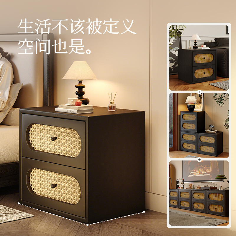 Mesita de noche de ratán retro estilo antiguo dormitorio doméstico pequeño negro 2025 nuevo estilo de lujo ligero gabinete lateral de alta gama