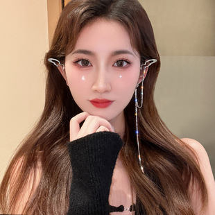 �yᘲ����Q���K�ʯ�荾��`���A�p�ݸ߼��ж��hһ�wʽ������Ů