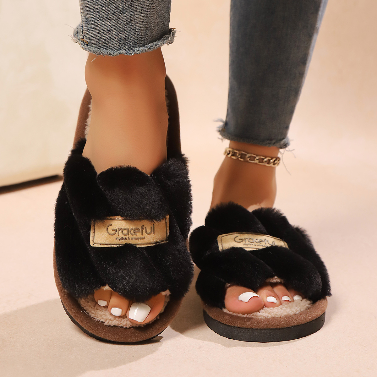 Zapatillas peludas transfronterizas mujeres otoño invierno exterior antideslizante interior grueso zapatillas de algodón peludas