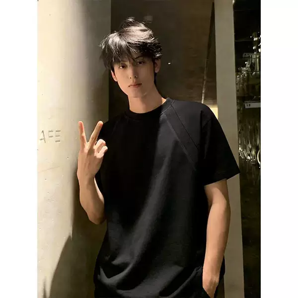 American-style heavy-duty short-sleeve T-shirt for men, new summer trendy loose casual versatile thin T-shirt, half-sleeve top for men