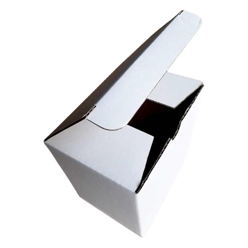 Caja blanca de cartón en stock caja de embalaje dura de tres capas caja de embalaje de papel Kraft corrugado expreso caja blanca