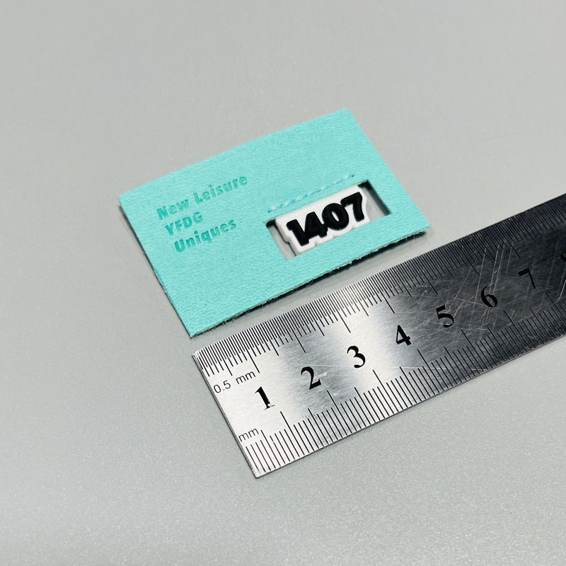 皮标4766.jpg