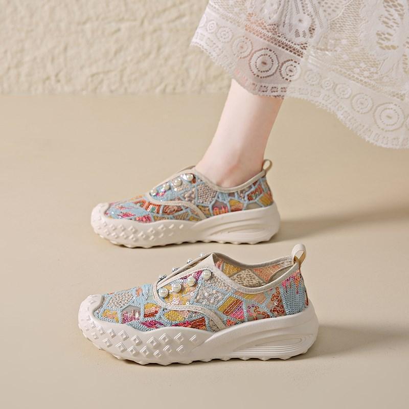 2025 New Slip-On Shoes with Thick Soles for Slow Walking, Elderly Shoes, Mom Shoes, Versatile, Fashionable, Comfortable, Casual Sports Shoes 2025 New Slip-On Shoes with Thick Soles for Slow Walking, Elderly Shoes, Mom Shoes, Versatile, Fashionable, Comfortable, Casual Sports Shoes