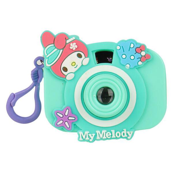 small cartoon camera