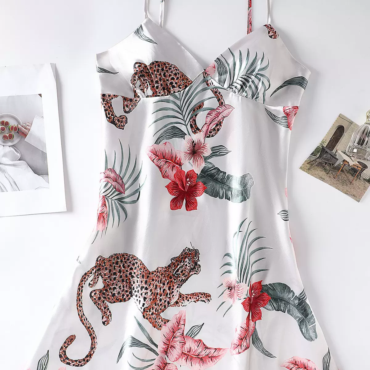 跨境外贸色丁性感夏季吊带V领睡裙豹子印花光面女士优雅家居服