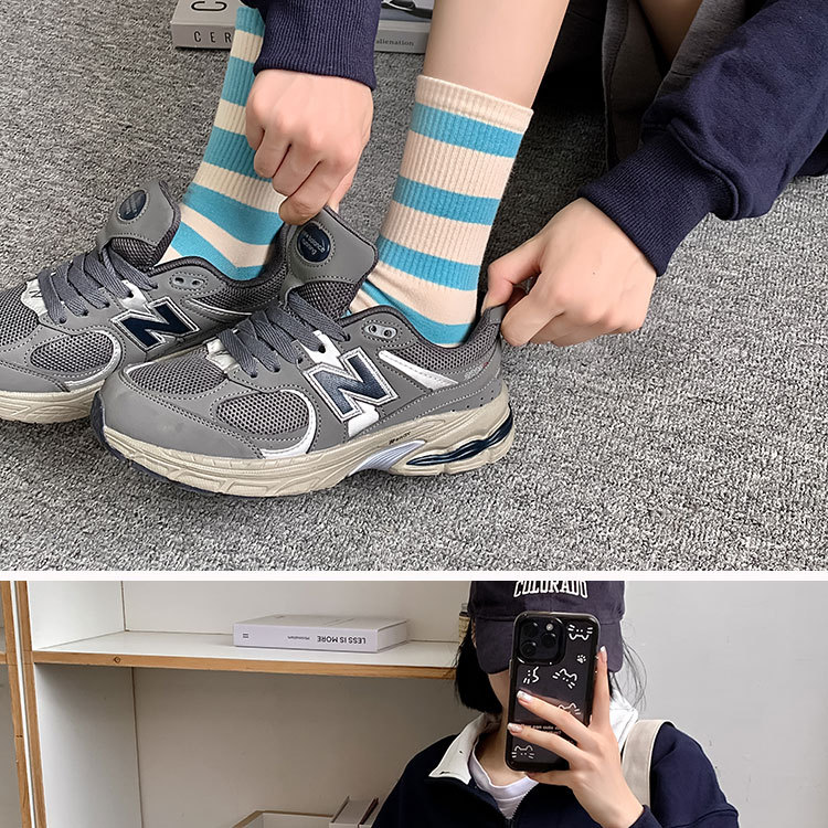 Women's Classic Style Streetwear Stripe Cotton Crew Socks A Pair display picture 15