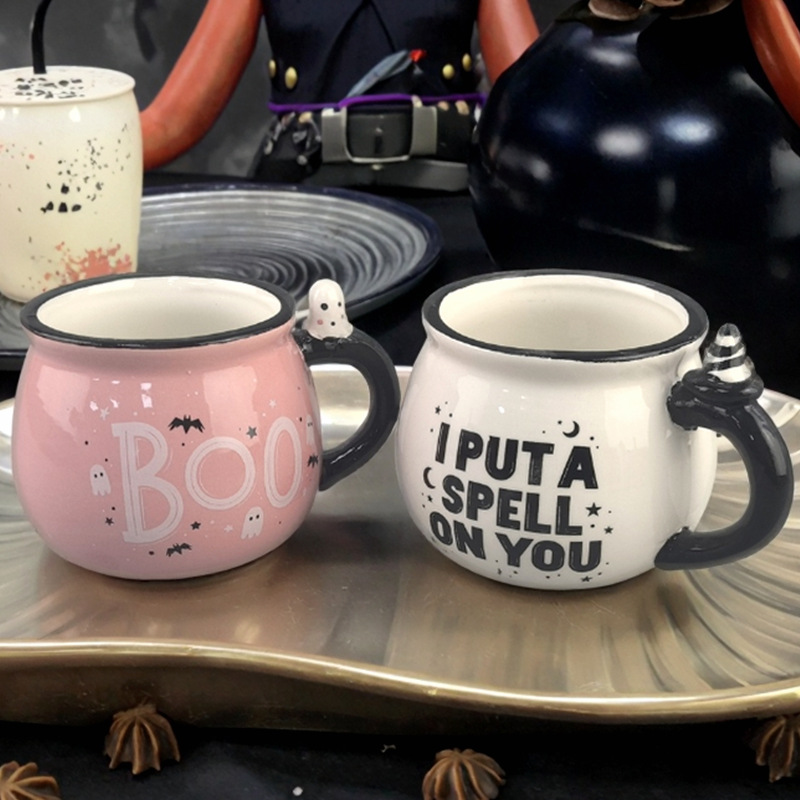 Taza de cerámica de Halloween Taza de caldera Sombrero de bruja Mango de fantasma lindo Festival de fantasmas Taza de bruja Ideas