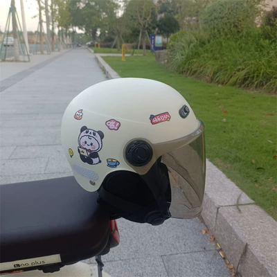Motosiklet kaskı (dəbilqə) – years old children 1-5 years old - black-long-off-white-no-11-1-5-years-old-ear-protection-jz