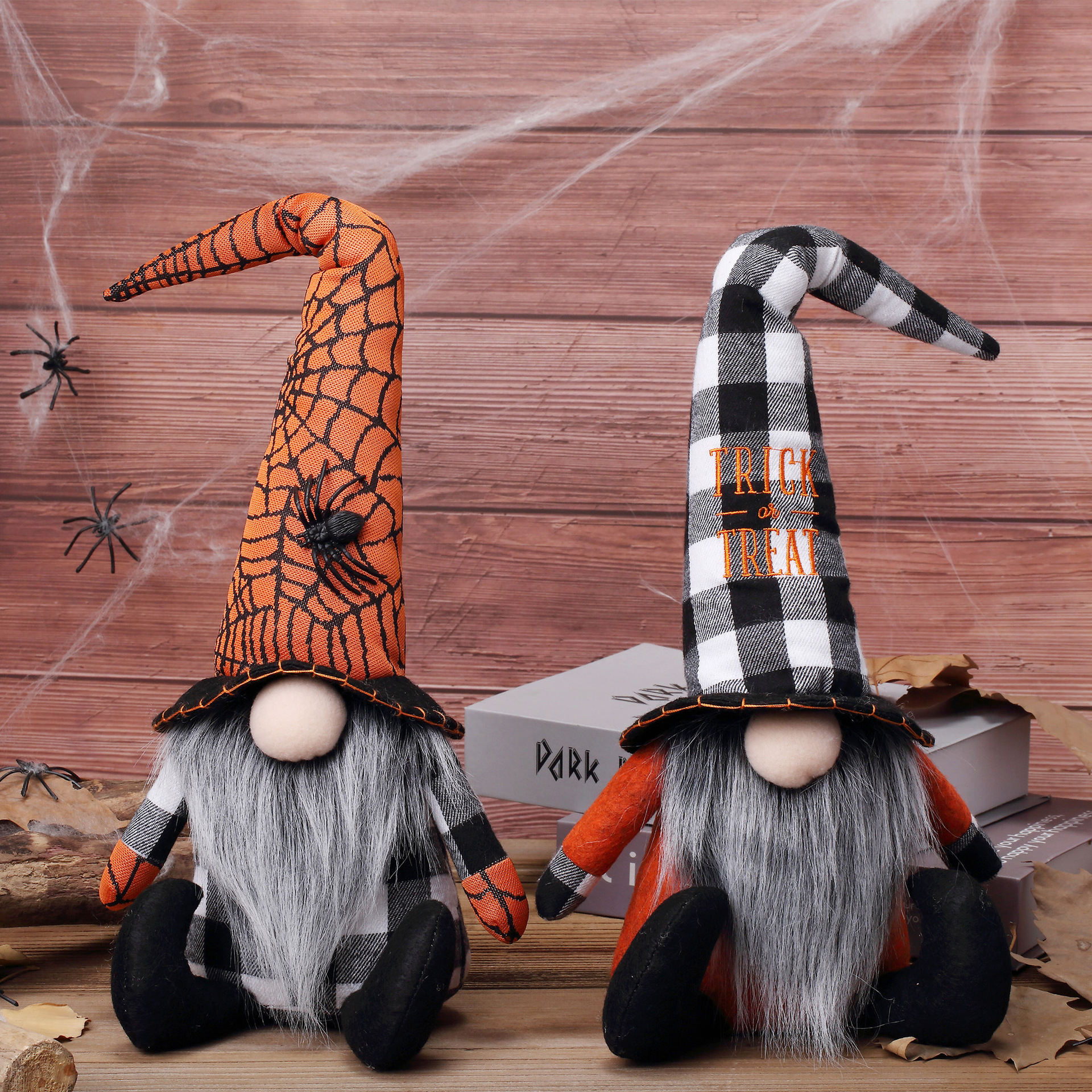 2023 transfronteriza nueva muñeca sin rostro de Halloween araña enana Rudolf exquisita decoración muñeca bordada