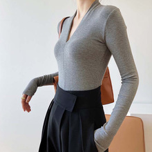 长袖t恤女秋季v领内搭紧身纯色打底衫网红女生ins超火上衣服修身