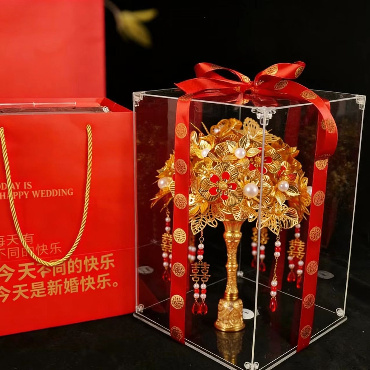Acrylic gift box 25*20*20cm