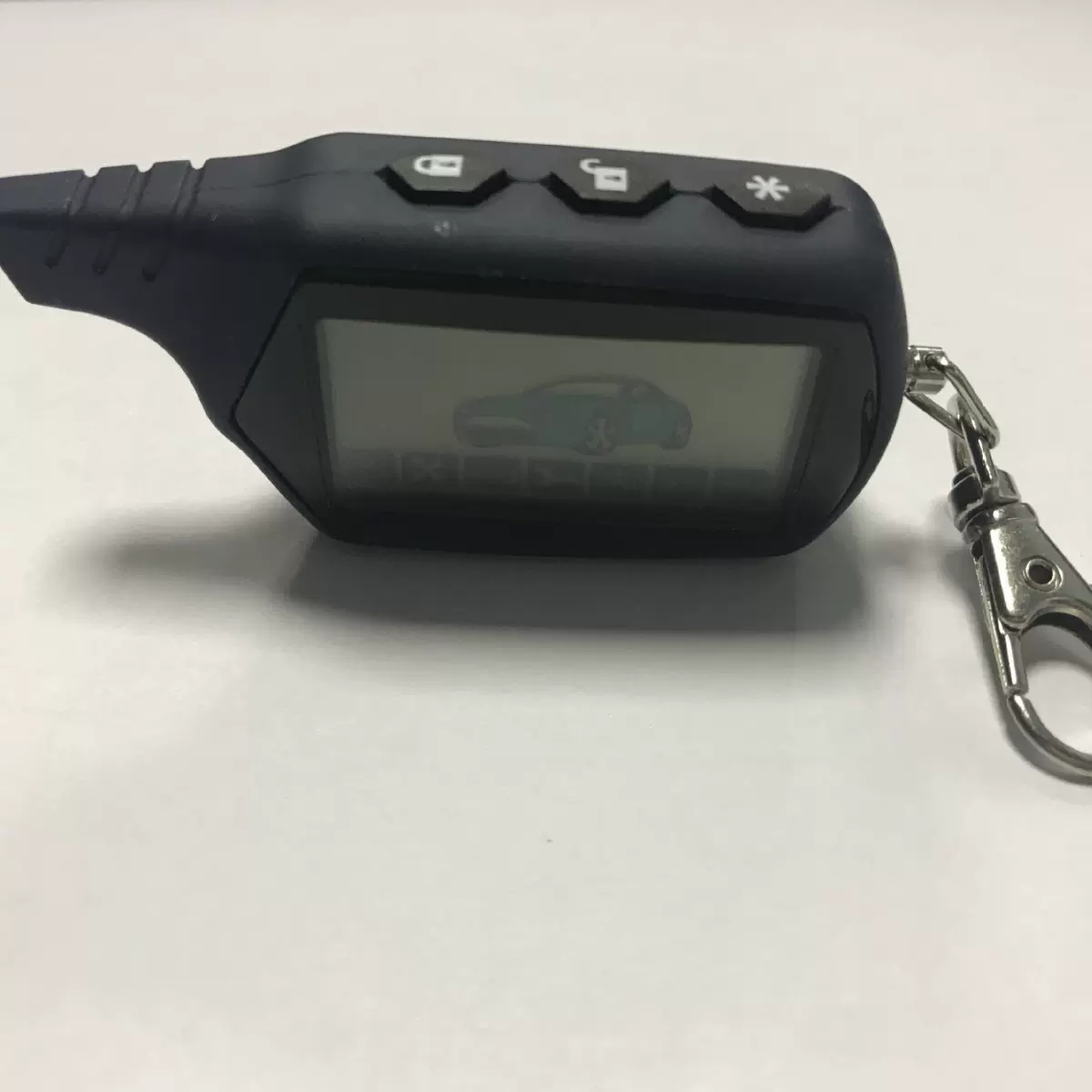 厂家直批 汽车遥控器防盗遥控器带显示屏汽车防盗遥控器汽车防盗