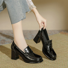 �͹ź�ɫ��Ь2024�����¿��ˮ̨�߸�СƤЬӢ��Ůʿ�ָ�����Ь��