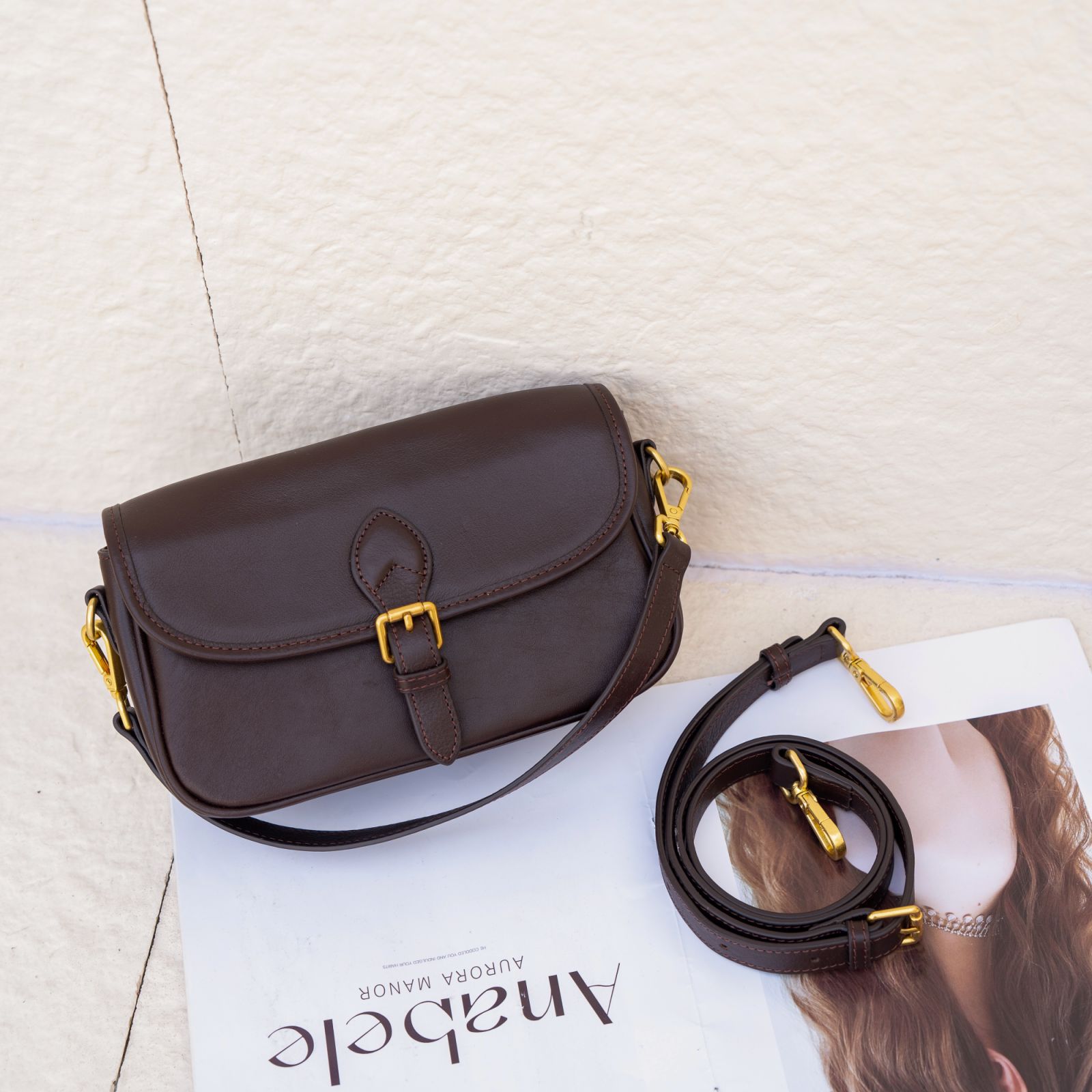 树膏植鞣头层牛皮女士包袋学生气质单肩斜搭通勤欧美复古真皮包包