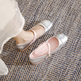 С�yЬ�yɫ������Ь2023�����¿�С���L�͸��߸�Ьƽ��ЬСƤЬ