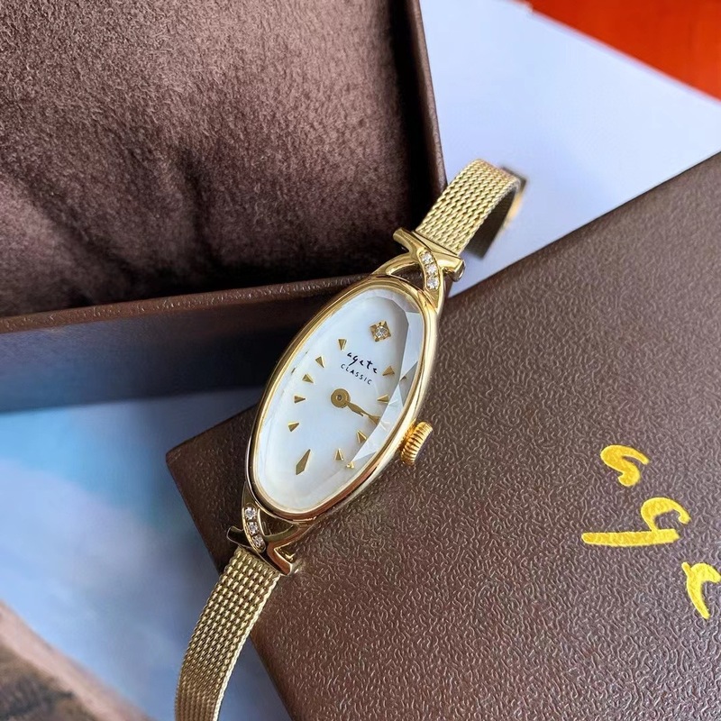 Agete同タイプ中古腕時計ミニ秀気角型麦穂レディース角型レトロ石英時計watch|undefined
